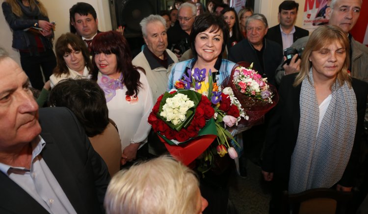 Корнелия Нинова: Ще призова президента Радев да свика КСНС след изборите
